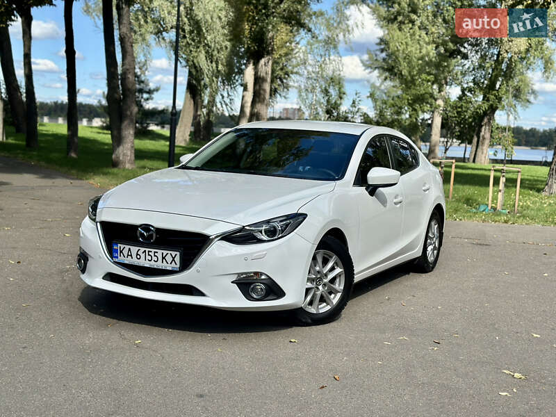 Mazda 3 2015