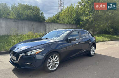 Хэтчбек Mazda 3 2017 в Львове