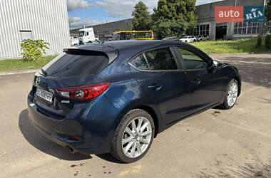 Хэтчбек Mazda 3 2017 в 