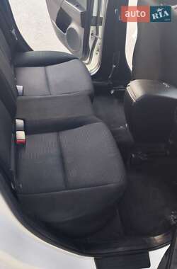 Хэтчбек Mazda 3 2012 в 