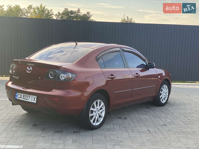 Седан Mazda 3 2008 в Черкасах