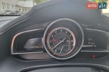 Седан Mazda 3 2013 в 
