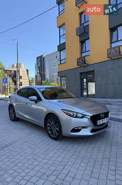 Седан Mazda 3 2018 в Запоріжжі