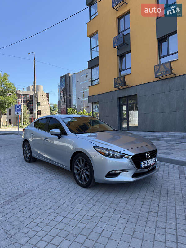Mazda 3 2018