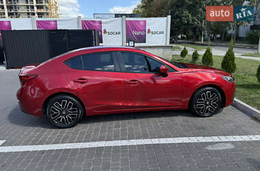 Седан Mazda 3 2015 в 