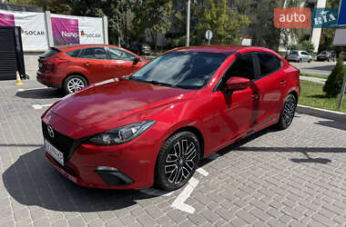 Седан Mazda 3 2015 в Харькове