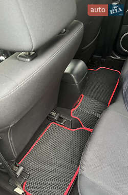 Хэтчбек Mazda 3 2006 в 