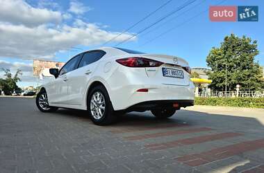 Седан Mazda 3 2017 в 