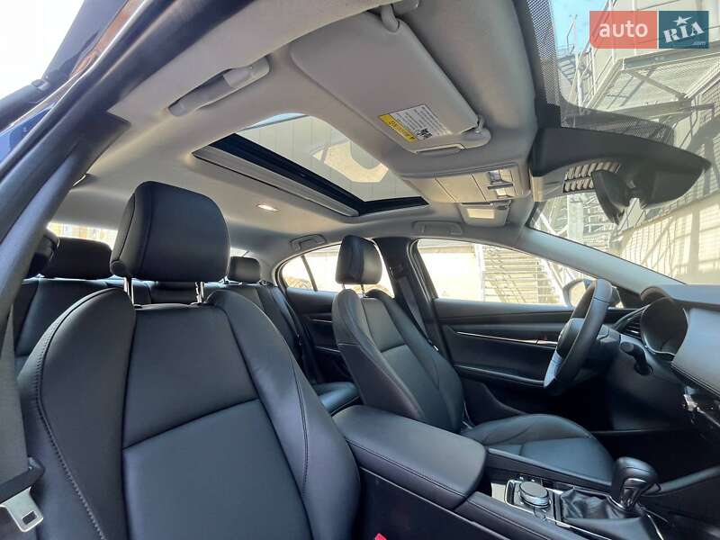 Седан Mazda 3 2024 в Києві