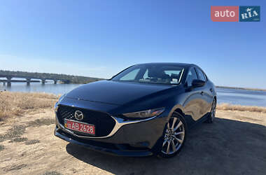 Седан Mazda 3 2021 в Николаеве