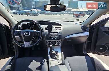 Хэтчбек Mazda 3 2010 в 