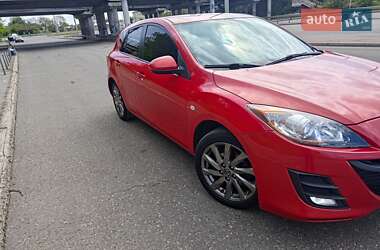 Хэтчбек Mazda 3 2011 в 