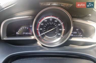 Хэтчбек Mazda 3 2014 в 