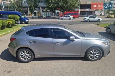 Хэтчбек Mazda 3 2014 в 