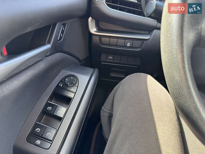 Седан Mazda 3 2019 в Львове