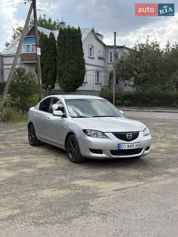 Седан Mazda 3 2005 в 