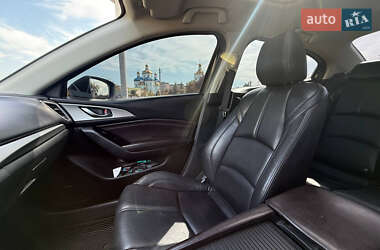 Седан Mazda 3 2017 в 