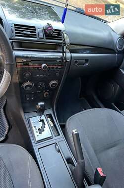 Хэтчбек Mazda 3 2005 в 