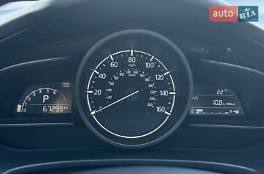 Седан Mazda 3 2017 в 