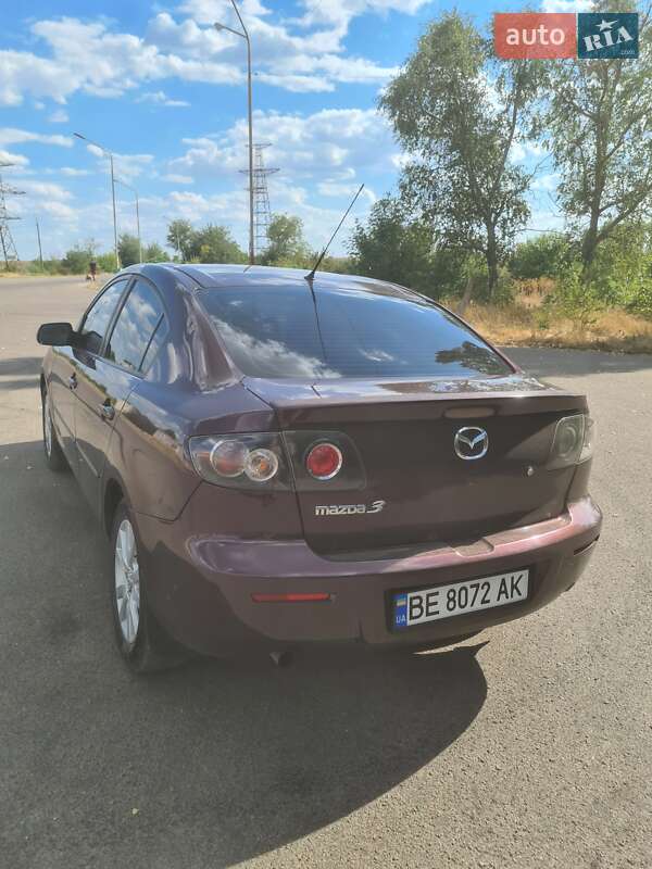 Седан Mazda 3 2008 в Южноукраинске