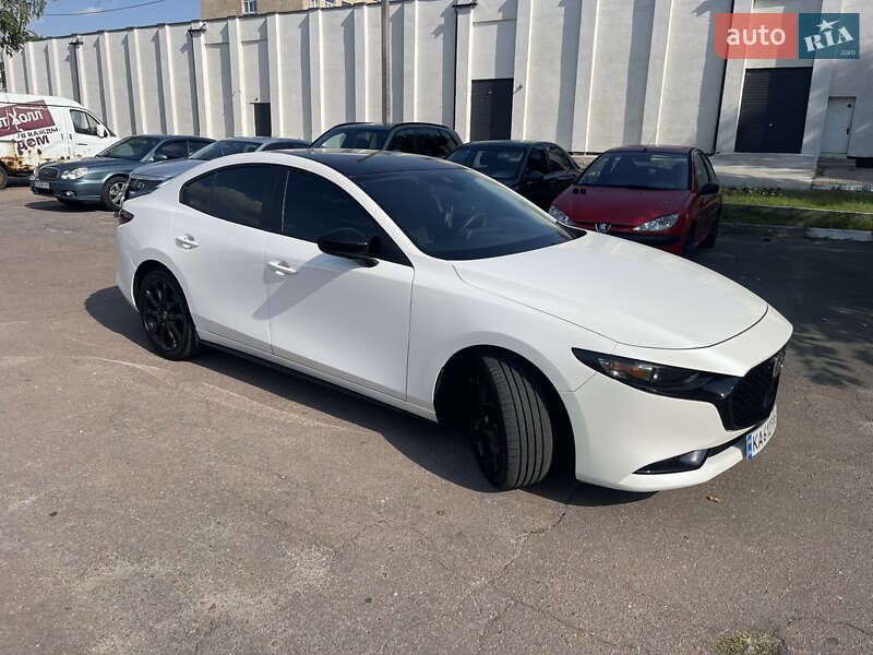 Седан Mazda 3 2020 в Киеве