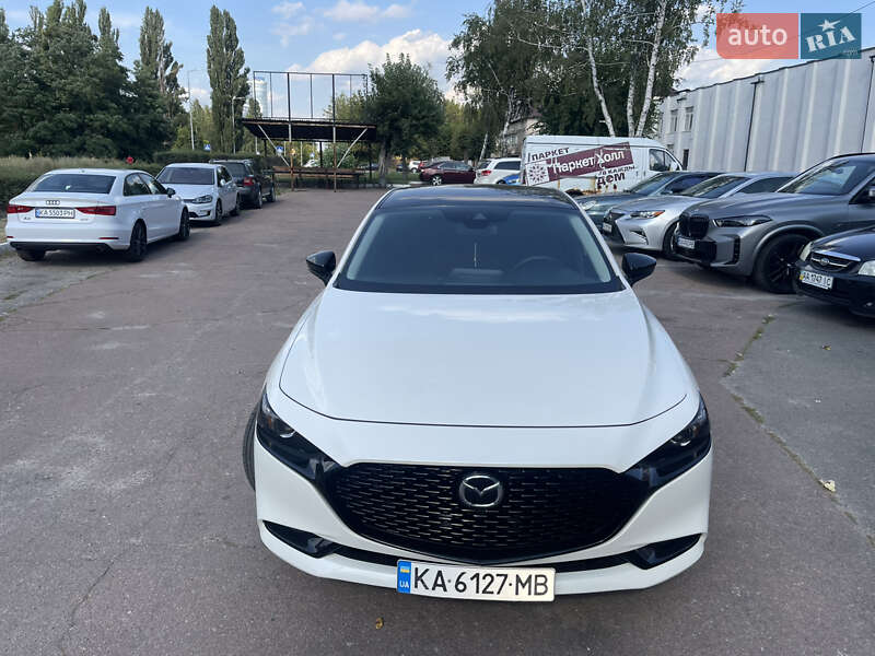 Седан Mazda 3 2020 в Киеве