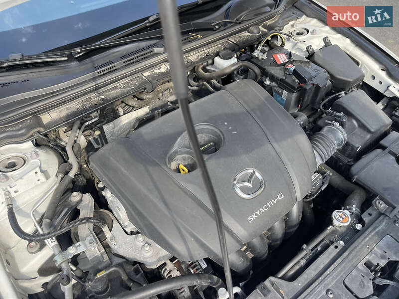 Седан Mazda 3 2020 в Киеве