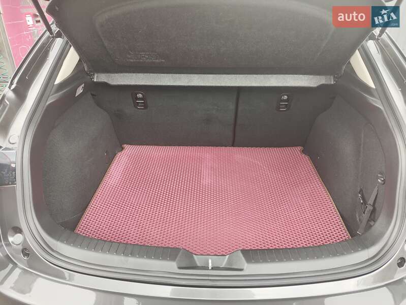 Хетчбек Mazda 3 2018 в Києві