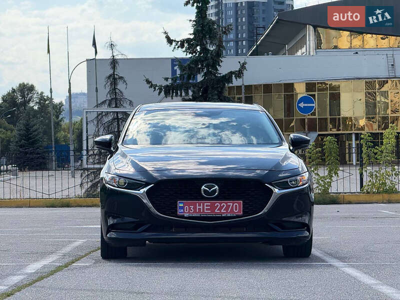 Седан Mazda 3 2024 в Киеве