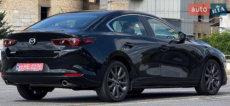 Седан Mazda 3 2024 в Киеве