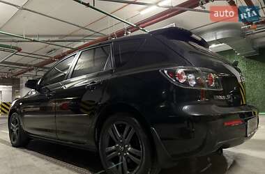 Хэтчбек Mazda 3 2007 в 
