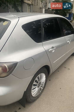 Хэтчбек Mazda 3 2005 в 