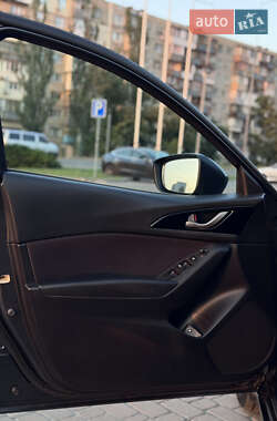 Седан Mazda 3 2015 в 