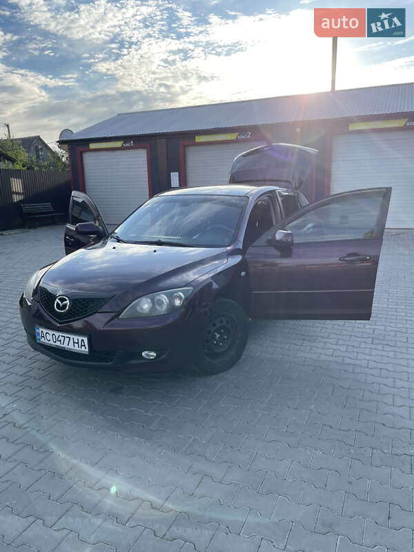 Хэтчбек Mazda 3 2007 в Локачах