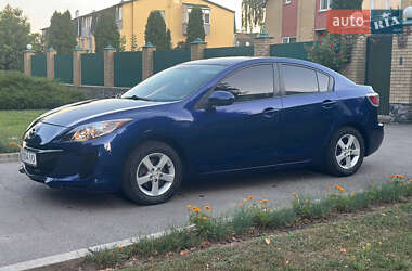 Седан Mazda 3 2012 в 