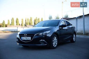 Седан Mazda 3 2014 в 