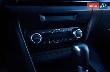 Седан Mazda 3 2014 в 