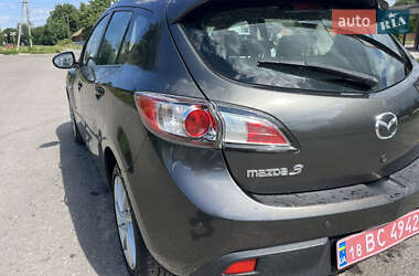 Хэтчбек Mazda 3 2009 в 
