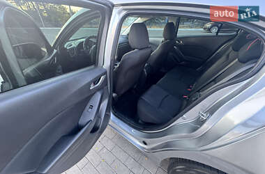 Седан Mazda 3 2016 в 