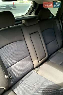 Хэтчбек Mazda 3 2006 в 