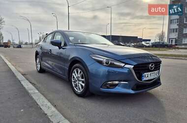 Седан Mazda 3 2017 в 
