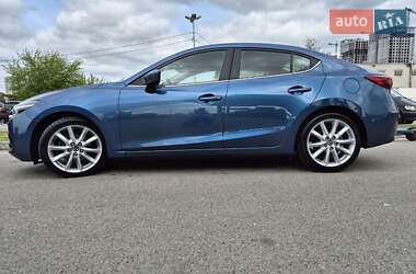 Седан Mazda 3 2017 в 