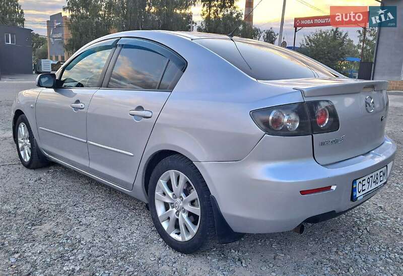 Седан Mazda 3 2007 в Черновцах