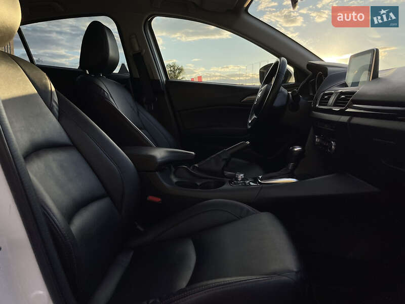 Седан Mazda 3 2015 в Києві фото 12 Седан Mazda 3 2015 в Києві