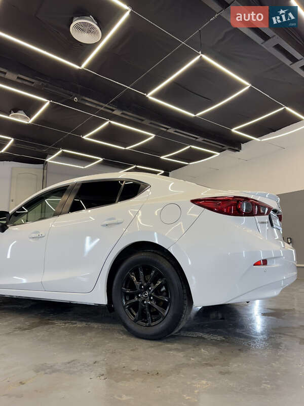 Седан Mazda 3 2015 в Києві фото 24 Седан Mazda 3 2015 в Києві