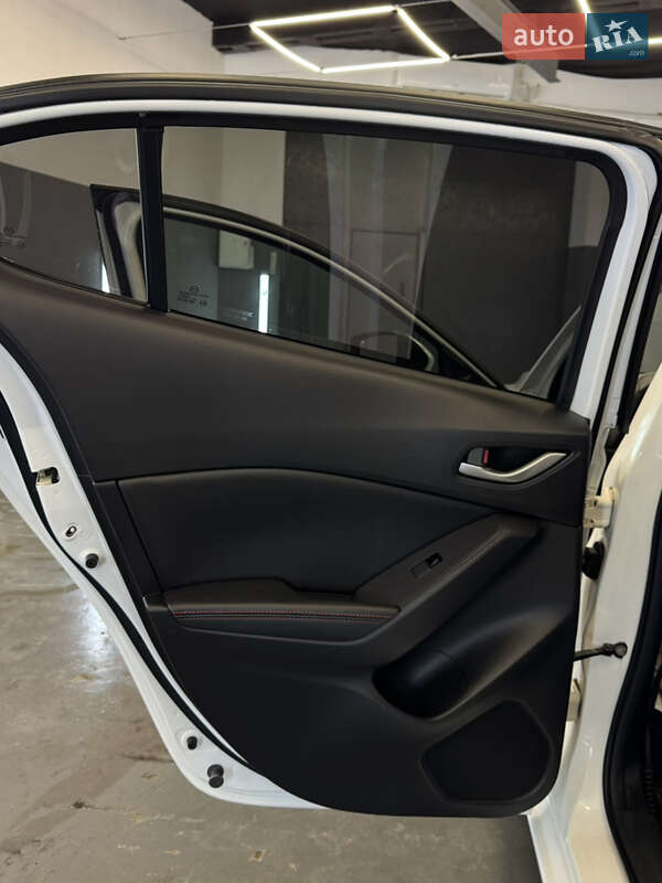 Седан Mazda 3 2015 в Києві фото 31 Седан Mazda 3 2015 в Києві