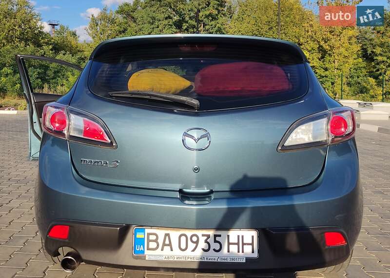 Хетчбек Mazda 3 2010 в Жовтих Водах