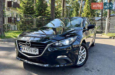 Седан Mazda 3 2015 в Черкассах
