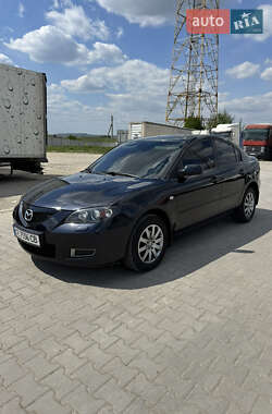Седан Mazda 3 2008 в Черновцах