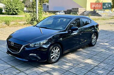 Седан Mazda 3 2015 в 
